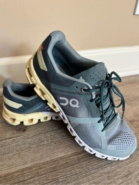 On Cloudflow Running Shoes Sage Green Gray/ Teal CloudTec Sneakers